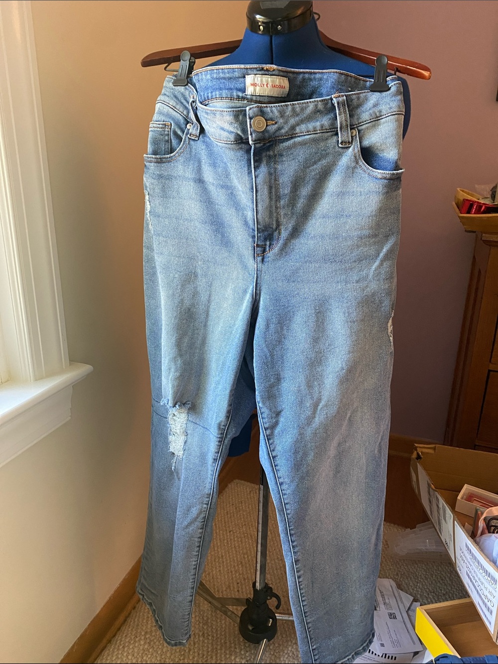 Molly & Isadora Women’s Distressed Jeans